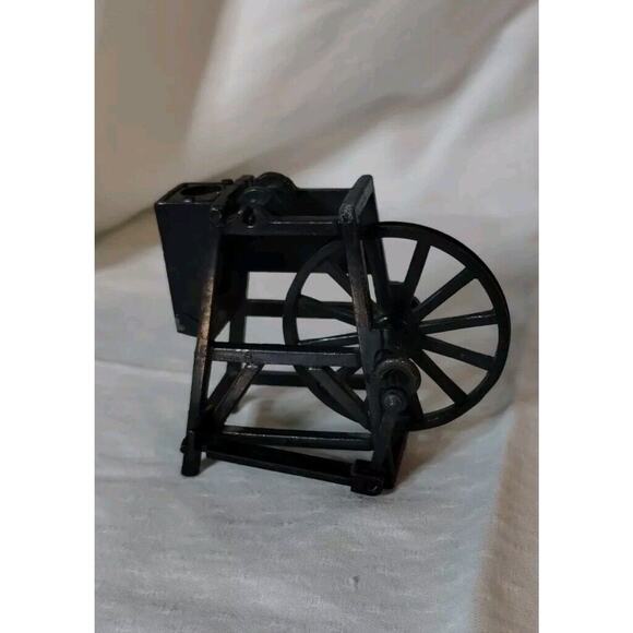 Vintage Die Cast Miniature Knife Grinder - Pencil Sharpener - Cumberland Falls - Picture 5 of 5